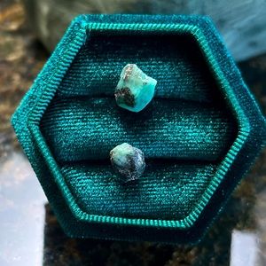RAW EMERALD EARRINGS